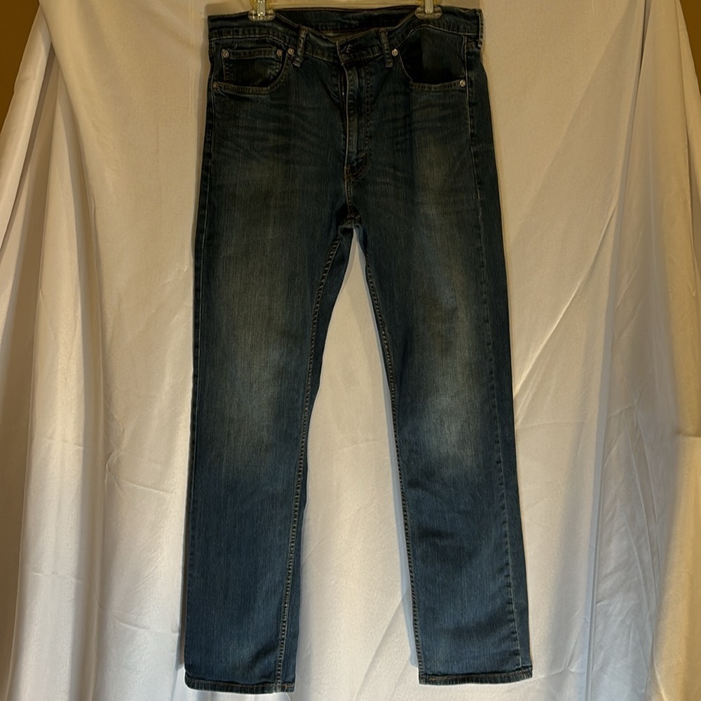 BOGO Levi Men’s Jean 505 size 36 x 32